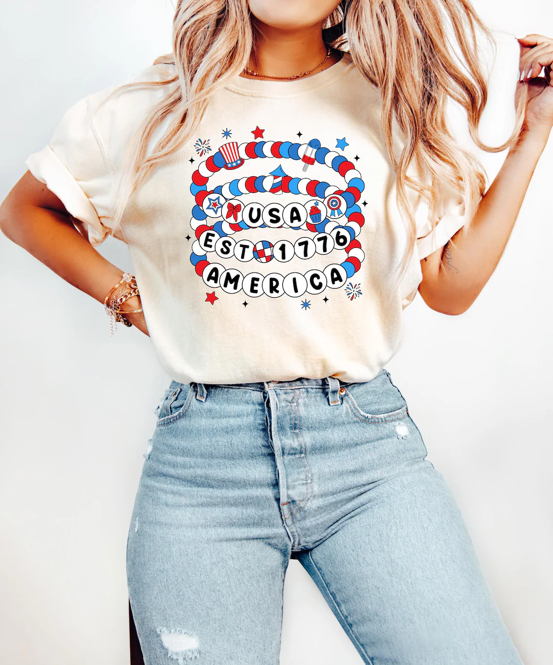 America Friendship Bracelet T-Shirt – Patriotic 4th of July Tee – USA Independence Day Gift Shirt