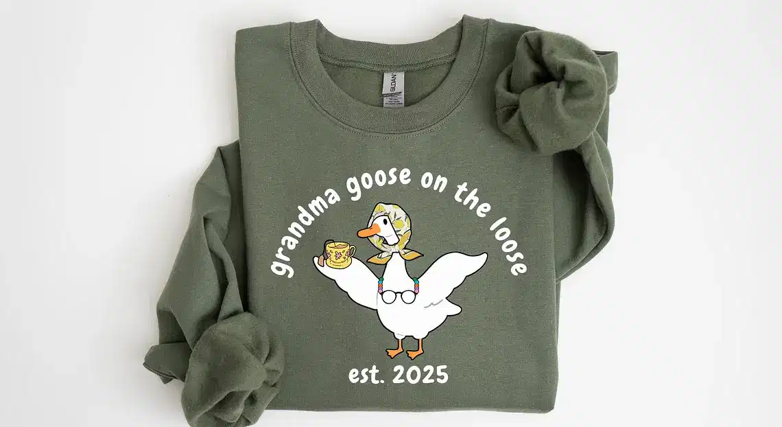 Custom Grandma Goose On The Loose Sweatshirt, Cute Grandma , Funny Goose Gift, New Grandma T-Shirt, Mothers Day Gift, Funny Grandma, Gigi Tee