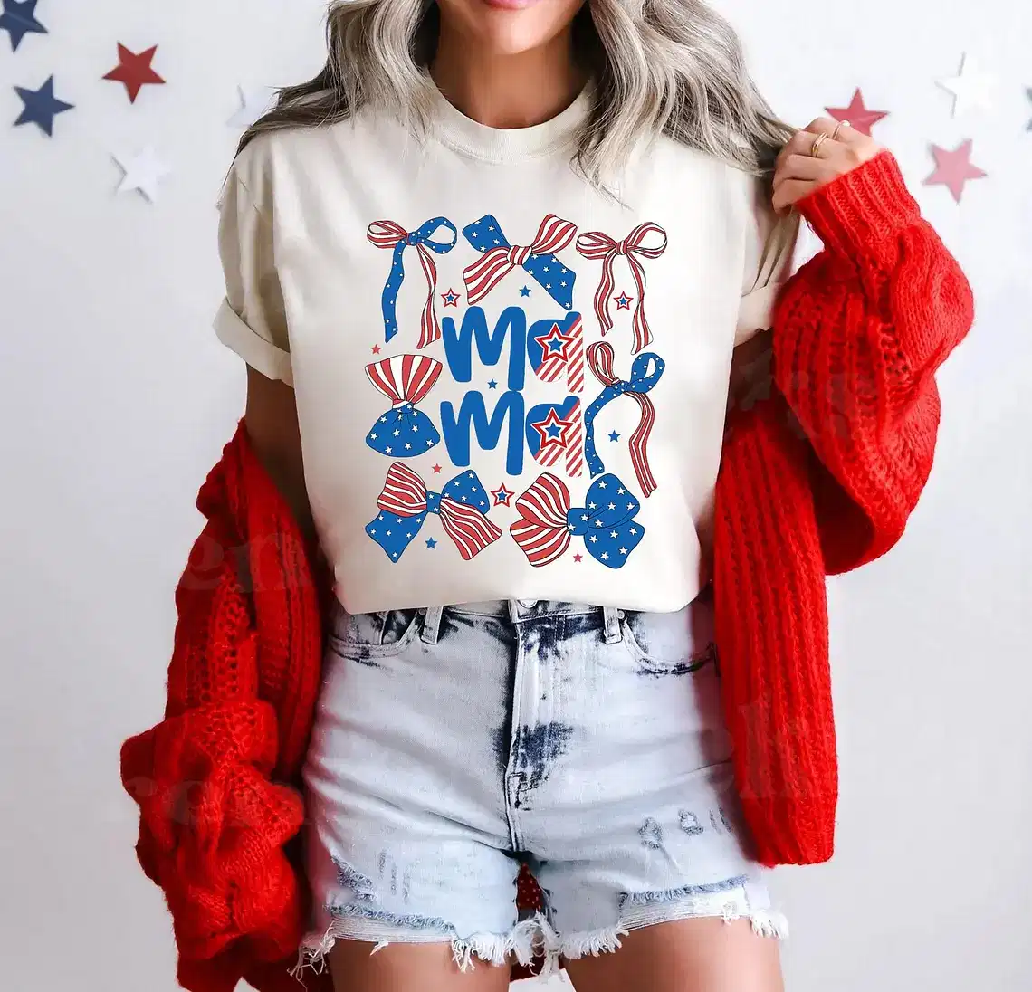 Patriotic Mama T-Shirt, Mothers Day Gift for Her, USA Flag Stars And Stripes 4th Of July Mom Gift, American Flag Mama Crewneck Shirt