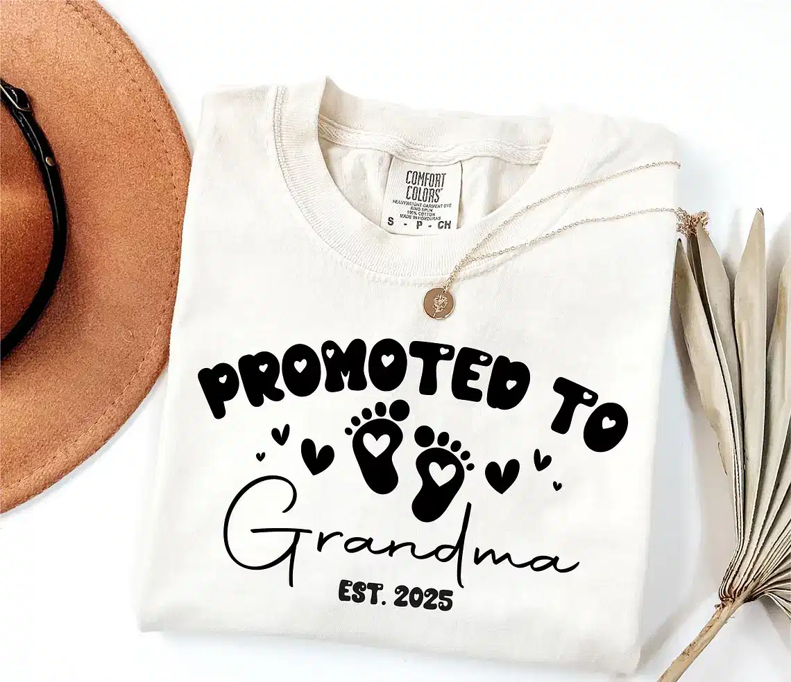 Personalize Est Grandma T-Shirt, Promoted To Grandma, Mothers Day Gift For Grandma, Granny Shirt, Gigi Mimi Shirt, Nana Shirt