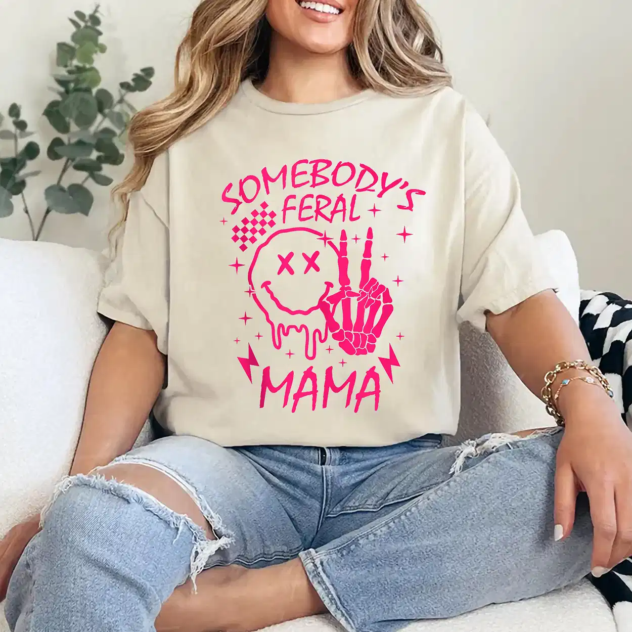 Groovy Somebody's Feral Mama Best Mom Life Mothers Day Gift T-Shirt - Unisex, Gift for Halloween Day,  Gift for Mama